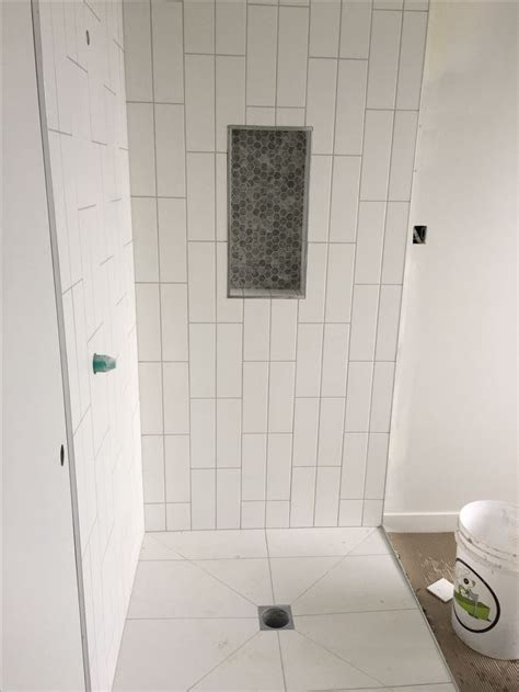 Bathroom radiators ✓ with best price guarantee. Vertical Subway Tile Double Offset with Hexagon inset