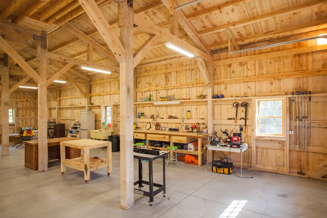 Workshop with Loft Living - Farmhouse - Garage And Shed 