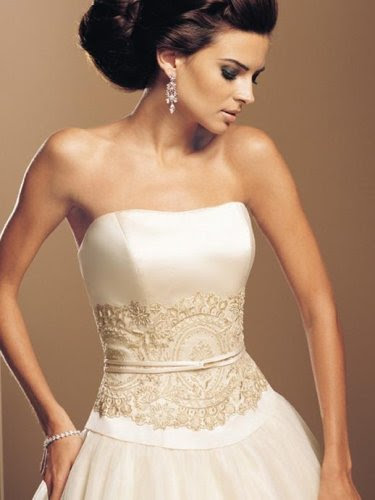 Fantasy wedding Gown, Famous designer and low price