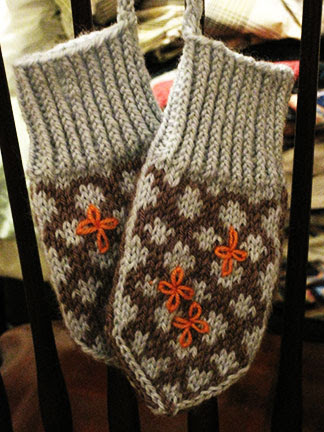 Mittens 02