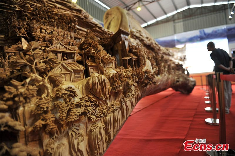 Sculptor Zheng Chunhui Spent 4 Years Carving the Worlds Longest Wooden Sculpture Sculptor Zheng Chunhui Spent 4 Years Carving the Worlds Longest Wooden Sculpture wood trees sculpture