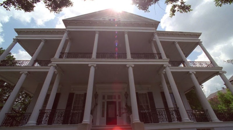 American Horror Story Coven house 3 e1440160720796