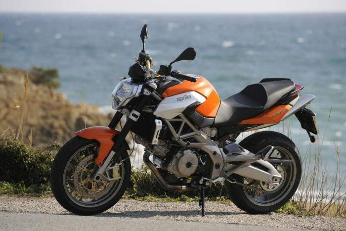 2009 Aprilia Shiver 750 GT Sportbike 2009 Aprilia Shiver 750 GT Sportbike