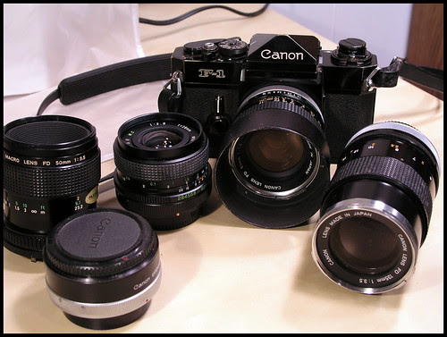Canon F-1 outfit