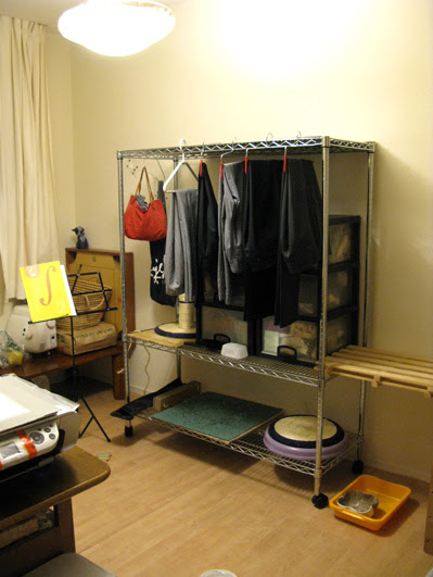 物置部屋を改良する Before ワタシ サビてます