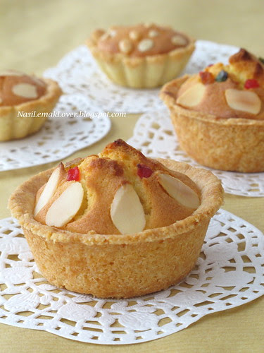 Butter cake tarts