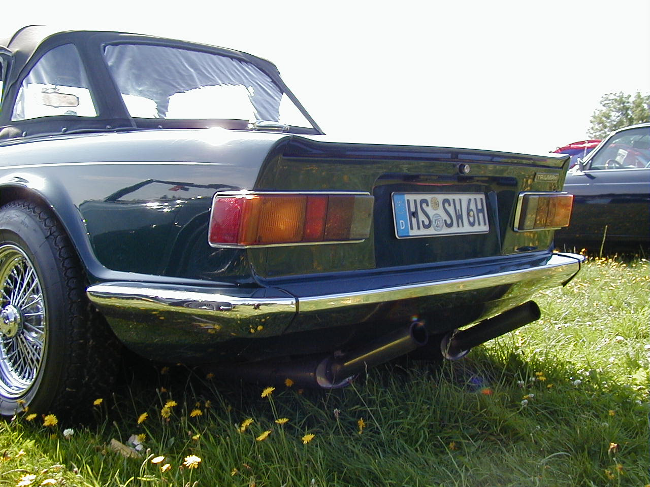 und den Sportwagen der