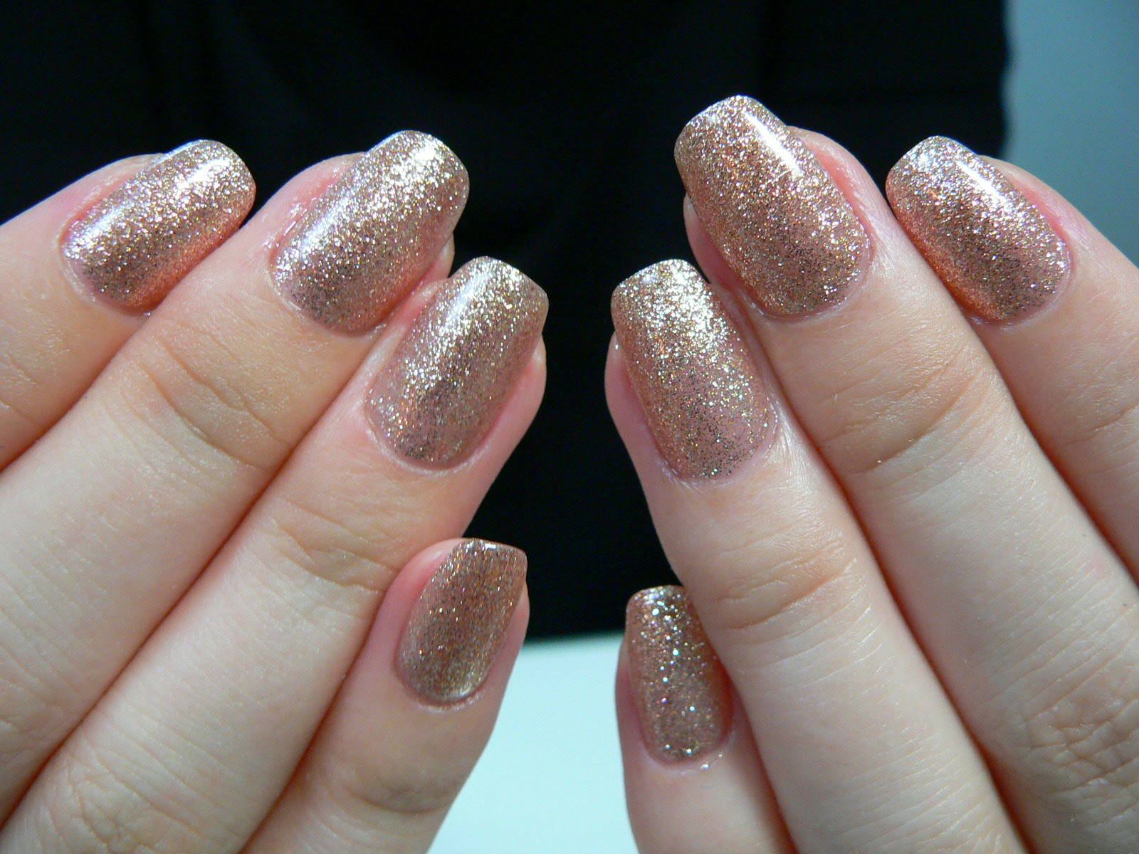 大人ピンクゴールドラメ 渋谷区でジェルネイル Nail Salon ネイルサロン R