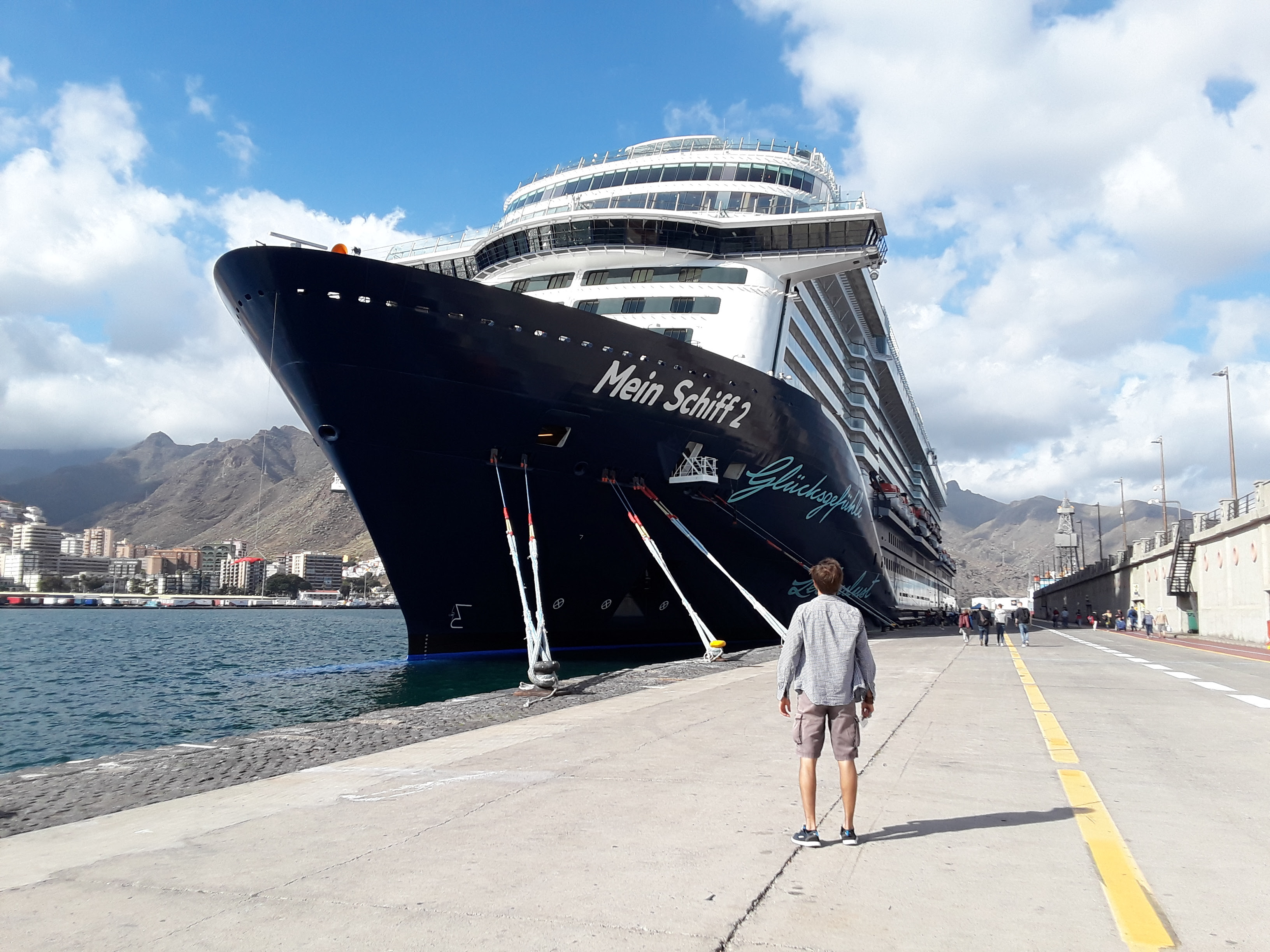 How To Work On A Cruise Ship Franz Explorer