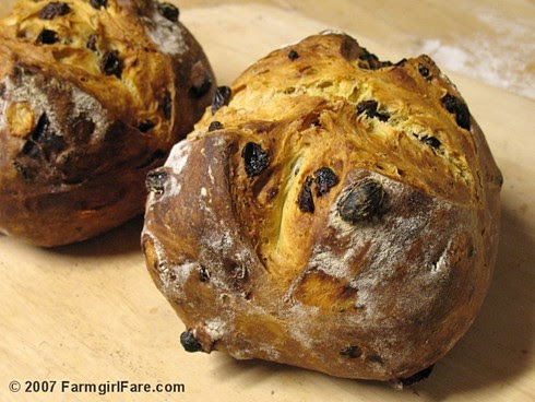 Italian Rosemary Raisin Bread
