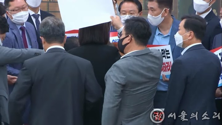 언론개혁 첫걸음 드디어 9부능선 넘었다.. 언론중재법 개정안 ...
