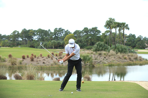 ゴルフが上手い人とヘタな人 アドレスの膝とつま先の決定的な違いとは ゴルフ100切りのための10のポイント