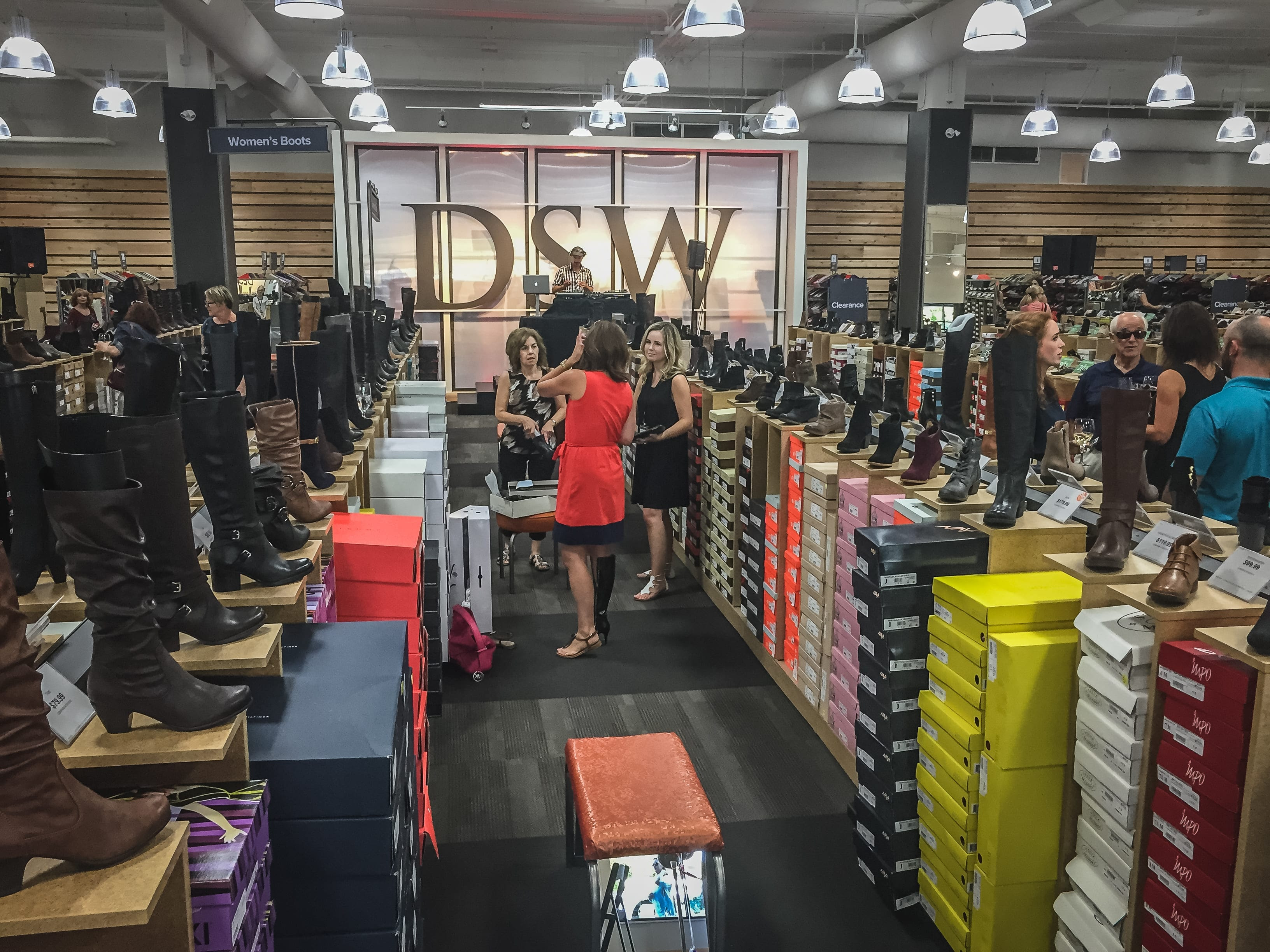 DSW Grand Opening Today 8AM
