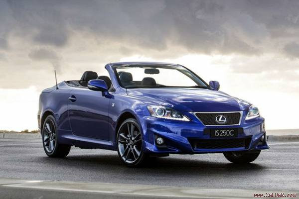 Hãng xe Lexus phải thu hồi gần 2000 xe do lỗi túi khí. Ảnh ST