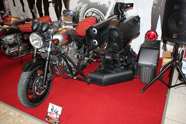 しゃんがの気ままなバイク談義 趣味 丸山隆平さん パイロウ がワイルドセブンで乗ったゼファー1100