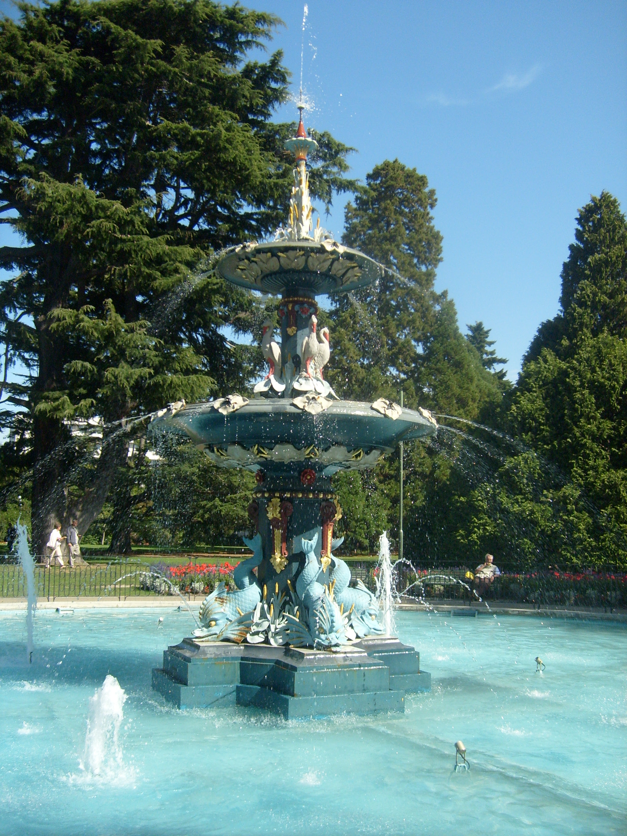 water fountain at christchurch botanical gardens