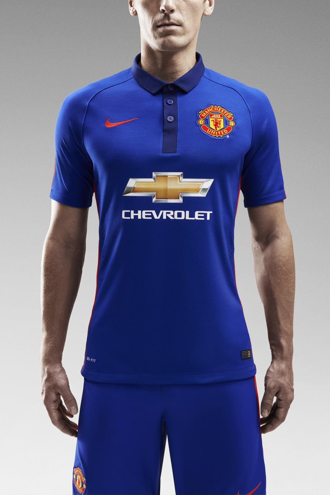 Nike and Manchester United Unveil Third Kit - Nike News