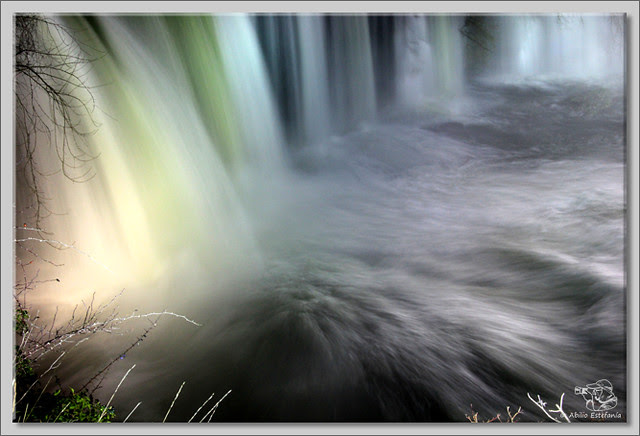 6 Cascada El Peñón de noche
