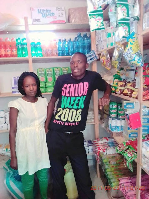 Kenyan couple gifted with a business after a 1 dollar wedding