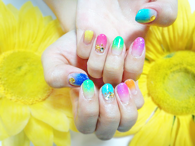レインボー グラデ夏ネイル ネイルサロンjewel ジュエル