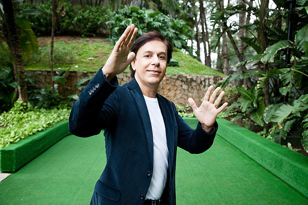 O humorista Tom Cavalcante, que prepara novo programa para 2016 - Crédito: Zô Guimarães/Folhapress
