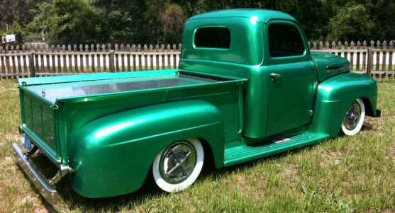 1949 Ford F1 Pickup Street Rod