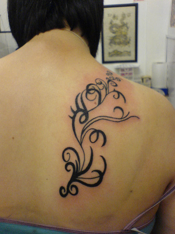 Tribal Shoulder Tattoo For Women