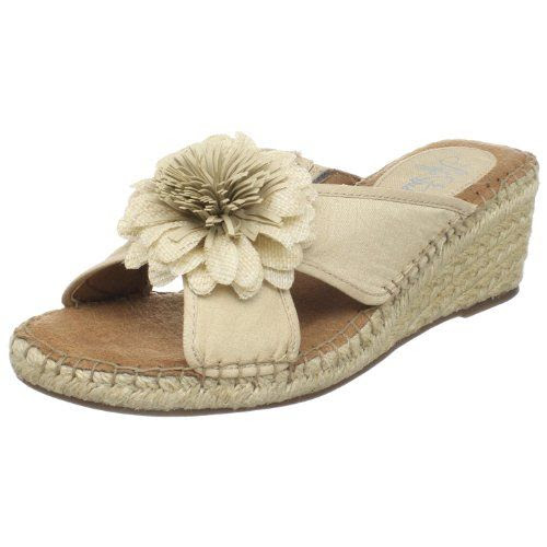 43.32-54.00 LifeStride Women's Reef Flower Espadrille,Beige,8.5 W US ...