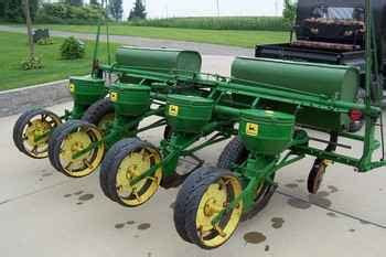 Jd model 290 two row corn planter parts manual. Used Farm Tractors for Sale: J D 494 Corn Planter Nice