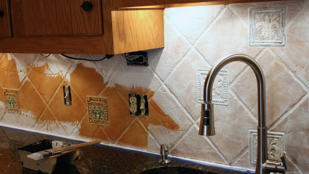 Painting Tiles | Painting Over Ceramic Tiles | DIY Doctor