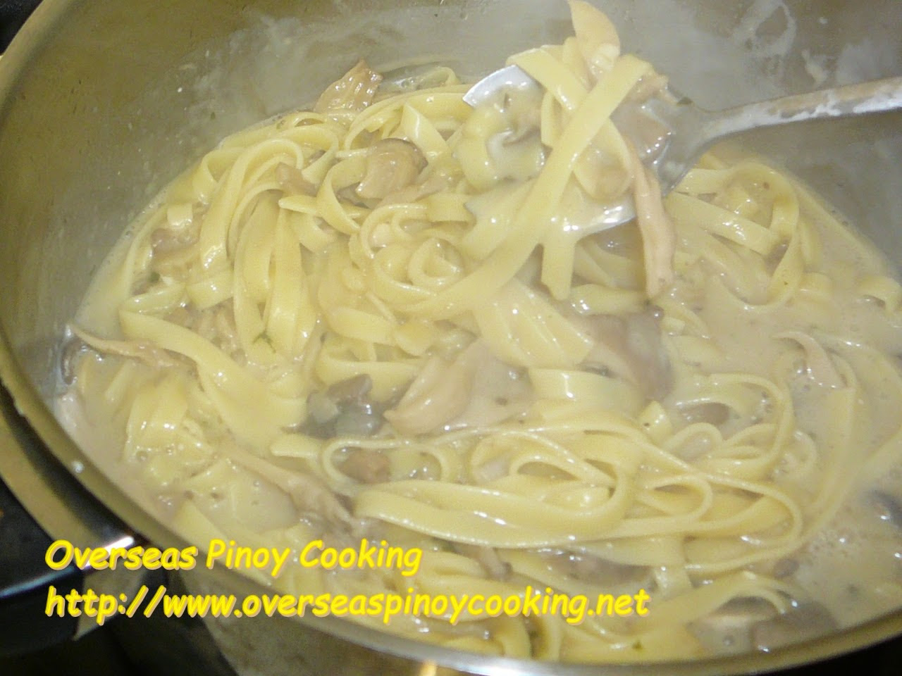 Fettuccine with Mushroom and Mushroom Sauce - Cooking Procedure