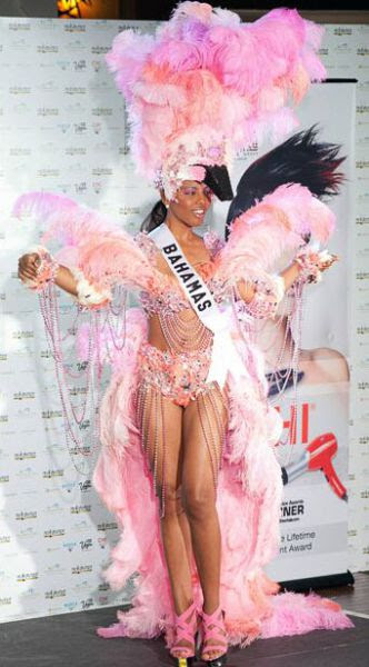 Miss Universe 2010 National Costume Show (30 pics) Miss Universe 2010 National Costume Show (30 pics)