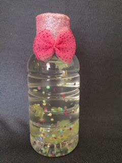 ペットボトルでスノードームの作り方 手作りで簡単工作 材料もお手軽 ココシレル