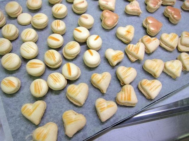 Heart_shapes_Macarons