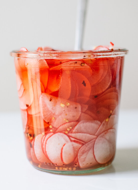Super easy-to-make pickled radishes that pack a punch! cookieandkate.com