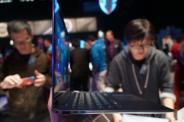 Gallery Photo: Samsung ATIV Book 9 Plus