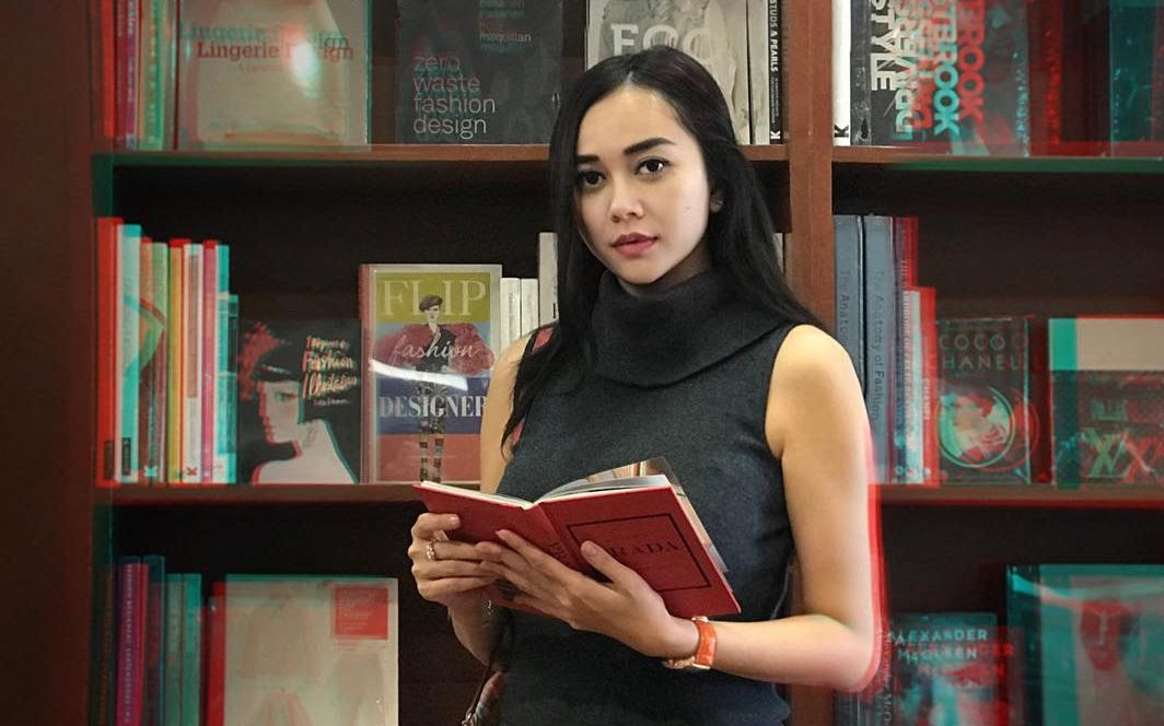 Usai Terawang Ada Penyanyi Terseret Prostitusi Online Wirang Birawa Unggah Lirik Lagu Mari Bercinta Aura Kasih Semua Halaman Nakita