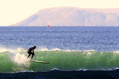 surfer-morro-rock