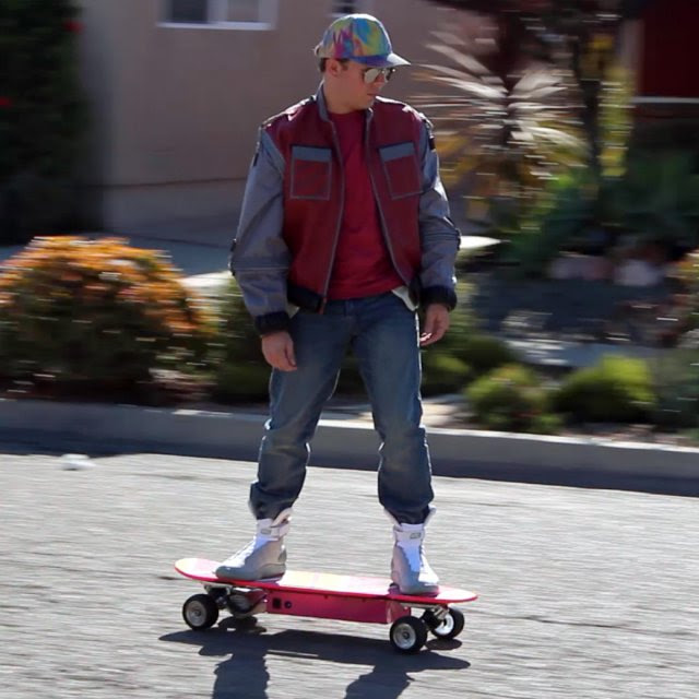 Placa ZBoard reativa para os fãs do filme "Back to the Future" (6 fotos + vídeo)