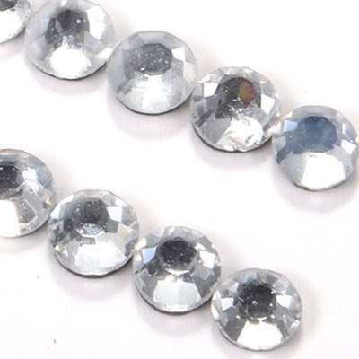 S12 Transfert Strass thermocollant/Iron-on strass a repasser 10x144 TRANSPARENT S12 Transfert Strass thermocollant/Iron-on strass a repasser 10x144 TRANSPARENT