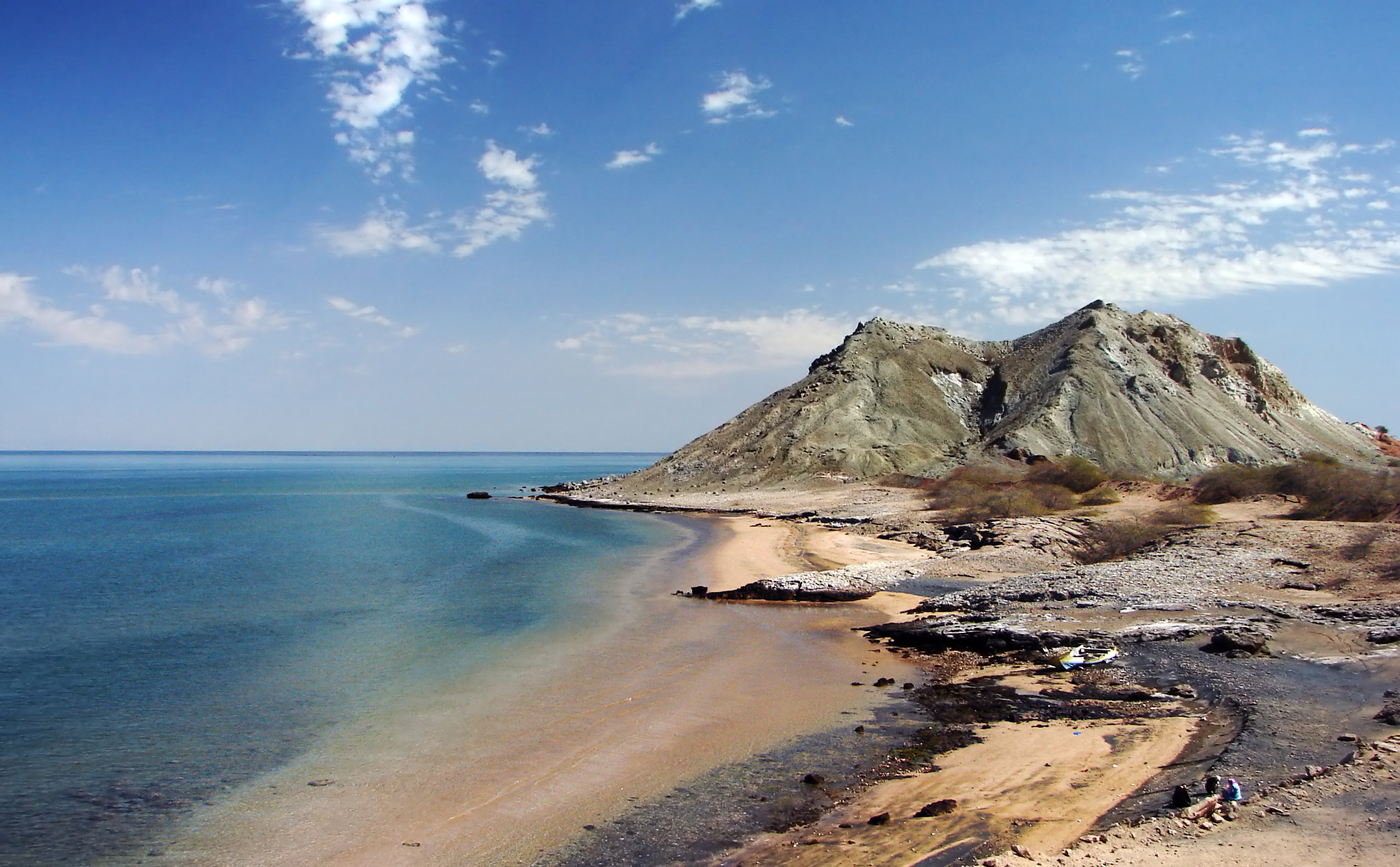 File:Khezr Beach, Hormoz Island, Persian Gulf, Iran, 02-09-2008.jpg