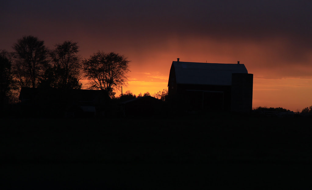 driveby barn 

sunset