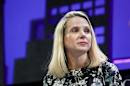 YAHOO RÉFLÉCHIT À LA VENTE DE SES ACTIVITÉS INTERNET ET À L'AVENIR DE MARISSA MAYER