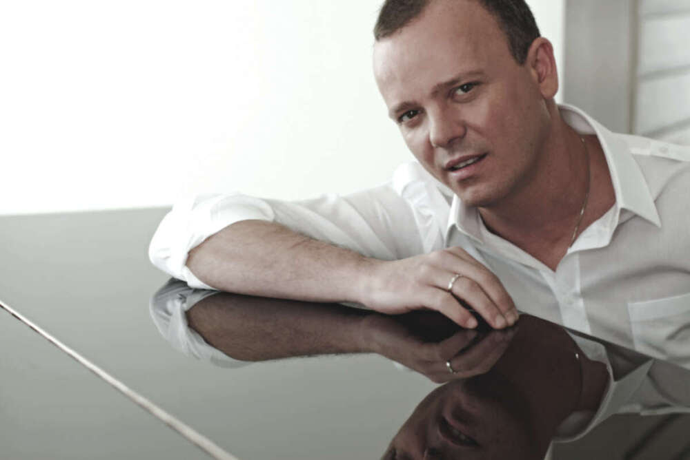 Gigi D'Alessio solidarizza coi Forconi: presto concerto in ...