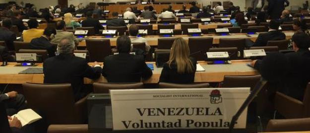 Internacional Socialista exige liberación de Leopoldo López y demás presos políticos http://t.co/oMT4ieeE75 