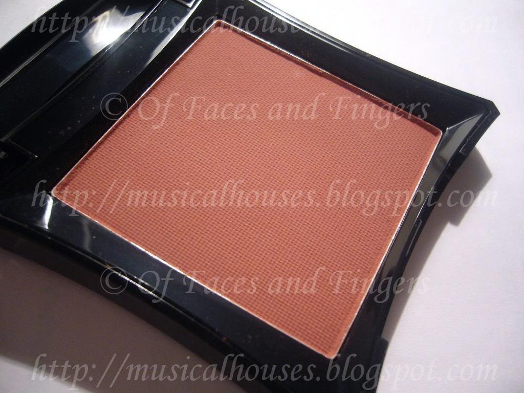 Illamasqua Beg Blush