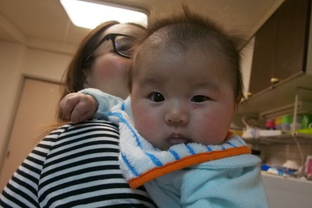 娘が生後3ヶ月になりまして 体重 睡眠時間 生活リズム等10の事 ままはっく