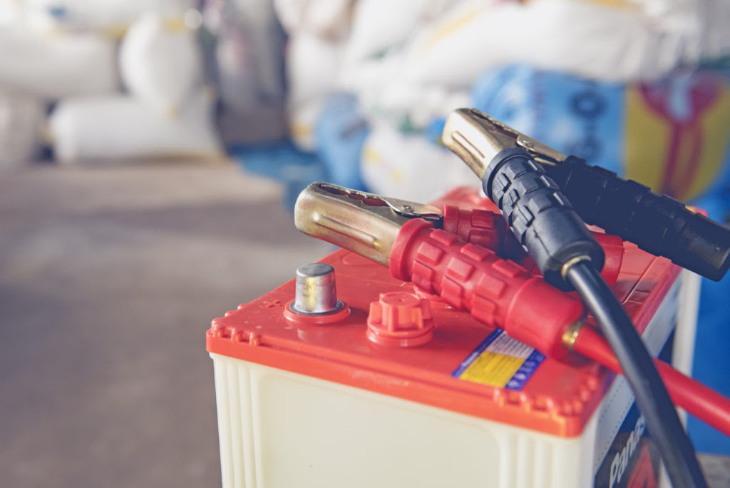4 ways to check if your car battery is still working  CARRO Blog