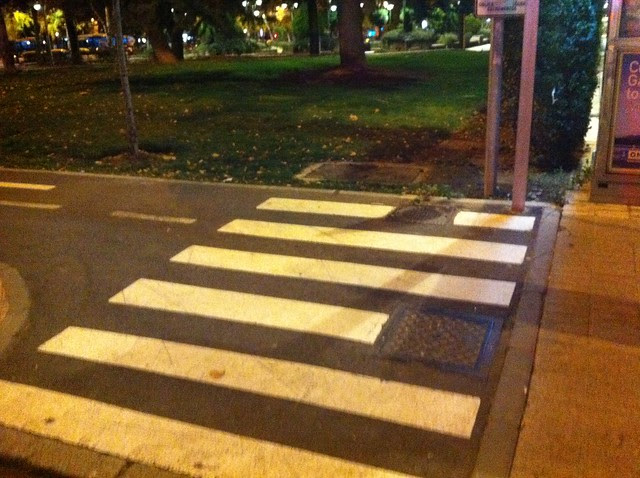 paso peatones carril bici correos