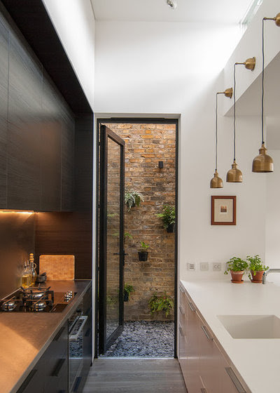 Modern Kitchen by Flik Design Ltd